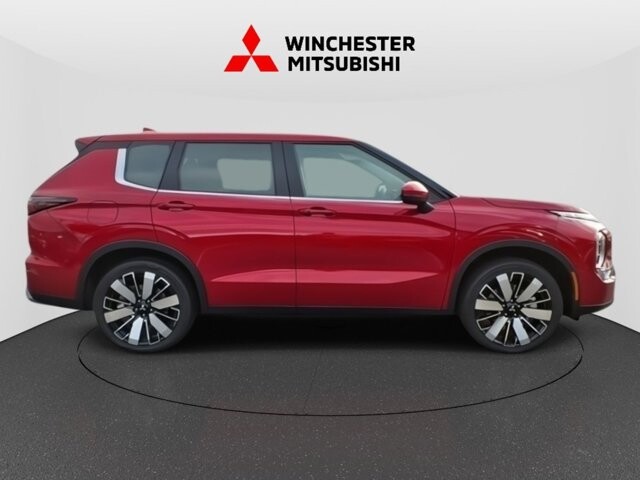 2025 Mitsubishi Outlander in Winchester, VA 22602 - 18104148 4