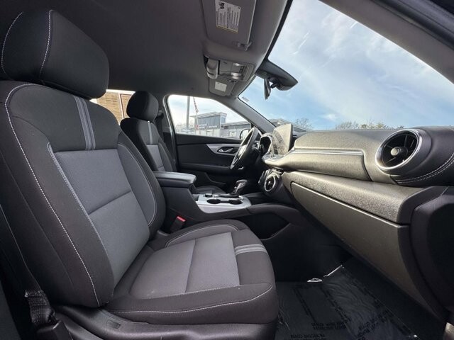 2025 Chevrolet Blazer in Winchester, VA 22602 - 18104150 9