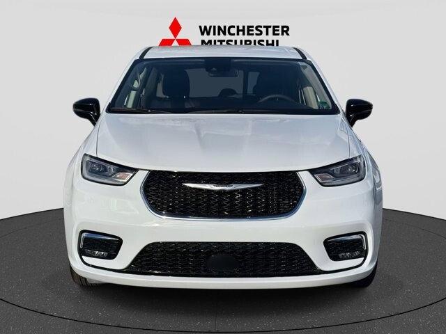 2024 Chrysler Pacifica in Winchester, VA 22602 - 18104151 6