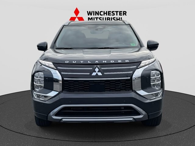 2025 Mitsubishi Outlander in Winchester, VA 22602 - 18104152 6