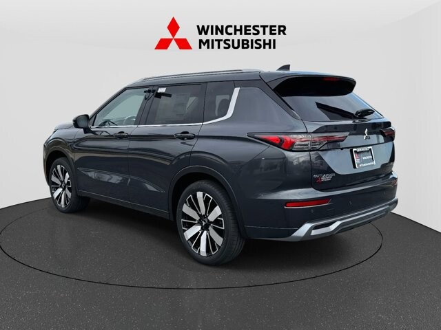2025 Mitsubishi Outlander in Winchester, VA 22602 - 18104152 4