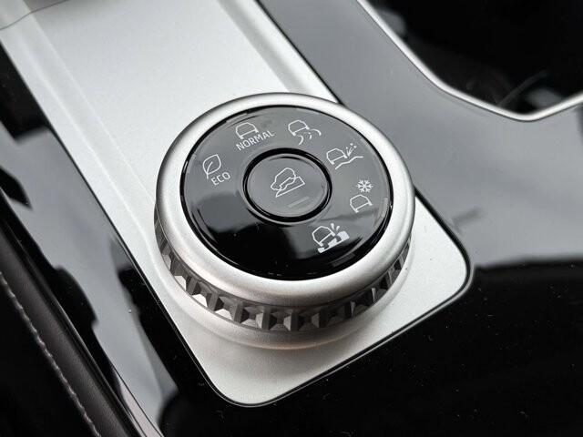 2025 Mitsubishi Outlander in Winchester, VA 22602 - 18104152 15