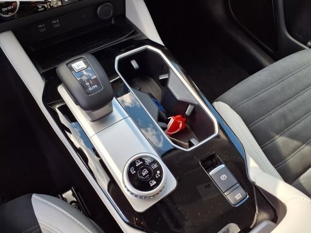 2025 Mitsubishi Outlander in Winchester, VA 22602 - 18104153 23