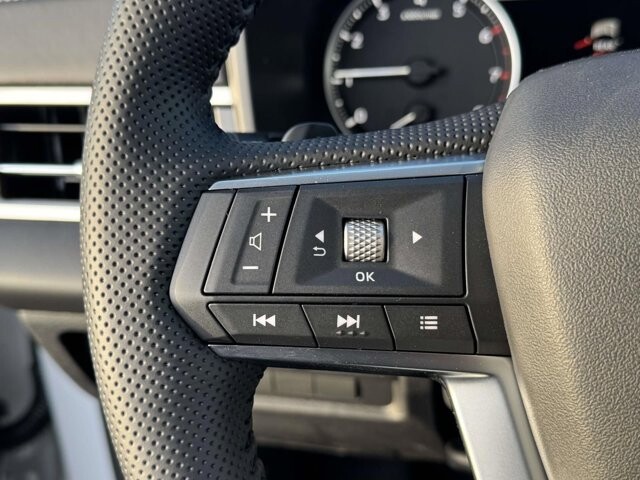 2025 Mitsubishi Outlander in Winchester, VA 22602 - 18104154 16
