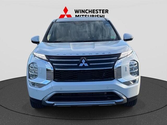 2025 Mitsubishi Outlander in Winchester, VA 22602 - 18104154 6