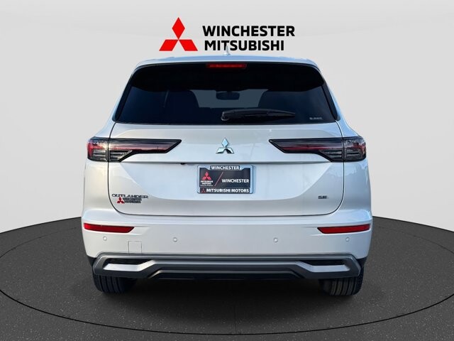 2025 Mitsubishi Outlander in Winchester, VA 22602 - 18104154 3