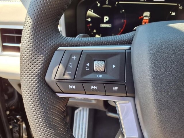 2025 Mitsubishi Outlander in Winchester, VA 22602 - 18104155 18