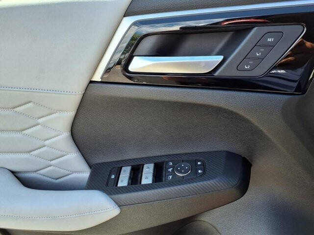 2025 Mitsubishi Outlander in Winchester, VA 22602 - 18104155 25