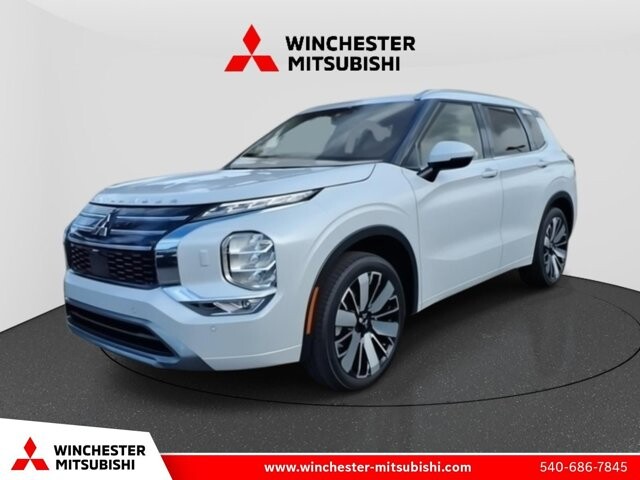 2025 Mitsubishi Outlander in Winchester, VA 22602 - 18104157