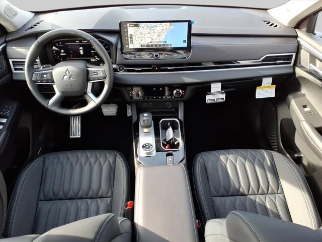 2025 Mitsubishi Outlander in Winchester, VA 22602 - 18104157 9