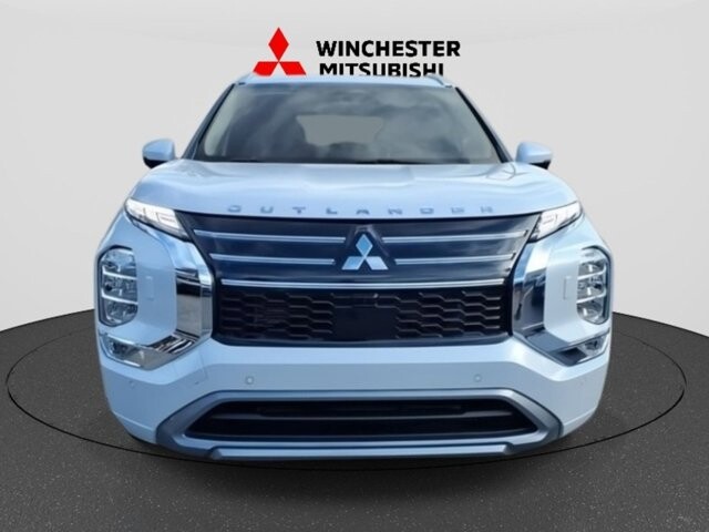 2025 Mitsubishi Outlander in Winchester, VA 22602 - 18104157 2