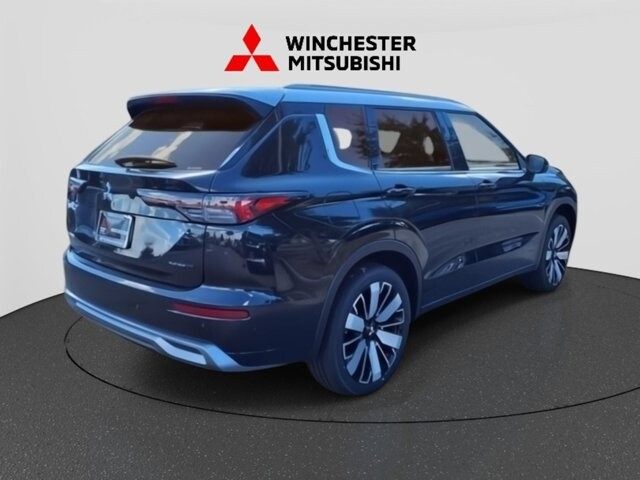 2025 Mitsubishi Outlander in Winchester, VA 22602 - 18104158 4