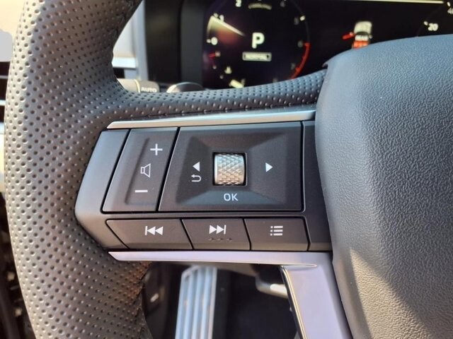 2025 Mitsubishi Outlander in Winchester, VA 22602 - 18104158 19