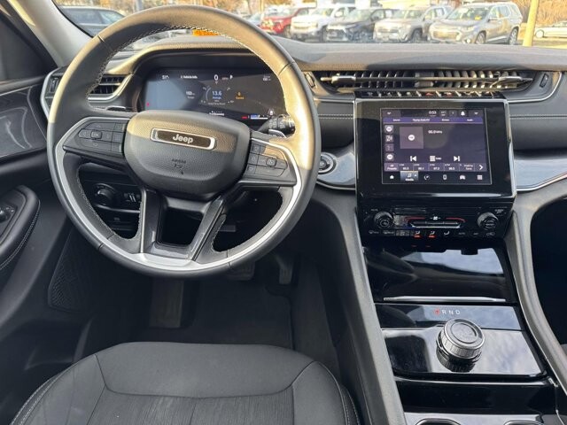 2023 Jeep Grand Cherokee in Winchester, VA 22602 - 18104159 17