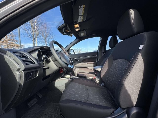 2025 Mitsubishi Outlander Sport in Winchester, VA 22602 - 18104161 7