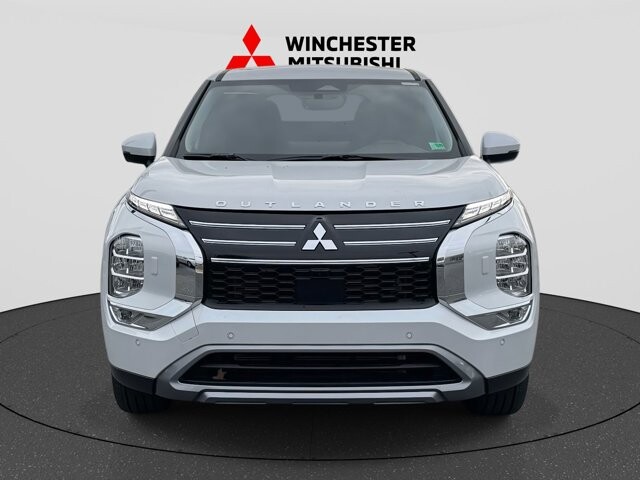 2025 Mitsubishi Outlander in Winchester, VA 22602 - 18104169 6