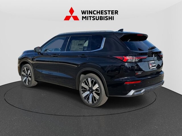 2025 Mitsubishi Outlander in Winchester, VA 22602 - 18104172 4