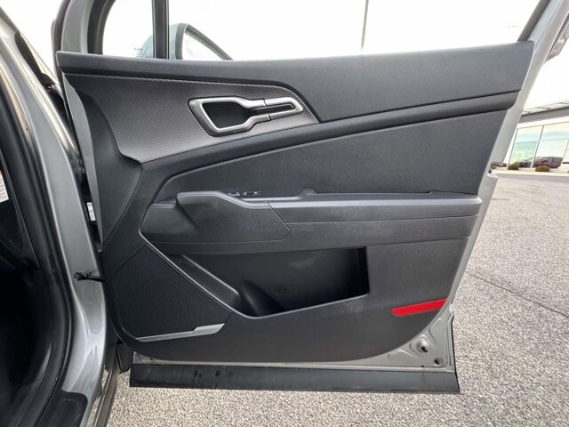 2023 Kia Sportage in Winchester, VA 22602 - 18104174 8
