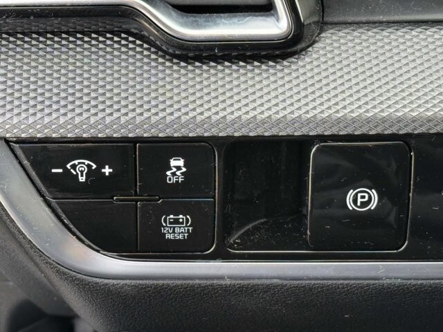 2023 Kia Sportage in Winchester, VA 22602 - 18104174 25