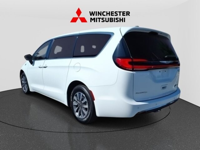 2024 Chrysler Pacifica in Winchester, VA 22602 - 18104175 7