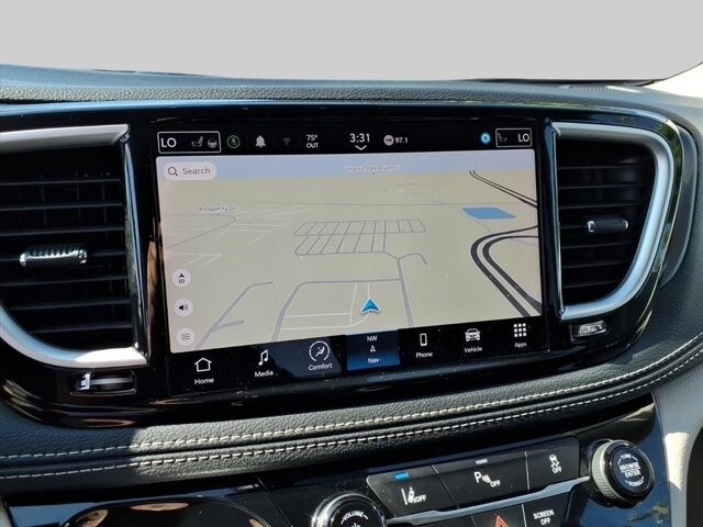 2024 Chrysler Pacifica in Winchester, VA 22602 - 18104175 31