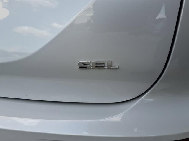 2025 Mitsubishi Outlander in Winchester, VA 22602 - 18104177 9