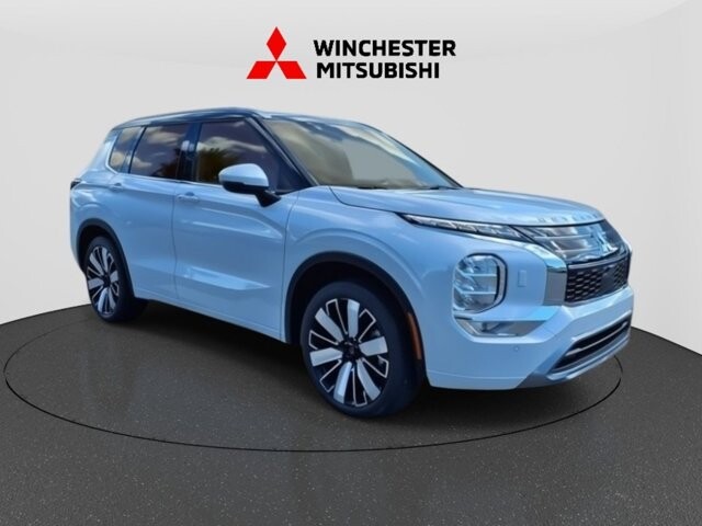 2025 Mitsubishi Outlander in Winchester, VA 22602 - 18104177 3
