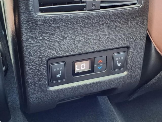 2025 Mitsubishi Outlander in Winchester, VA 22602 - 18104177 11