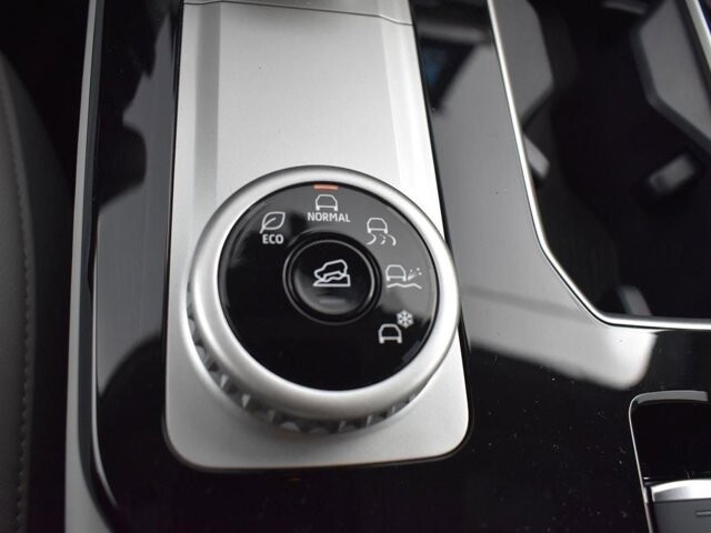 2025 Mitsubishi Outlander in Winchester, VA 22602 - 18104179 21