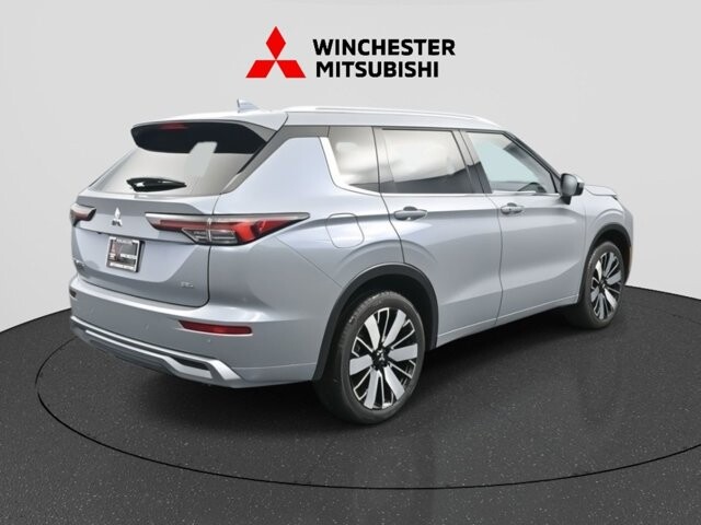 2025 Mitsubishi Outlander in Winchester, VA 22602 - 18104179 7