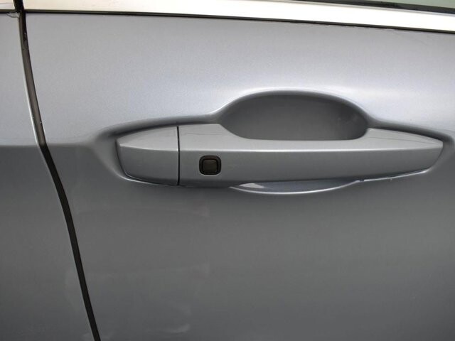 2025 Mitsubishi Outlander in Winchester, VA 22602 - 18104179 11