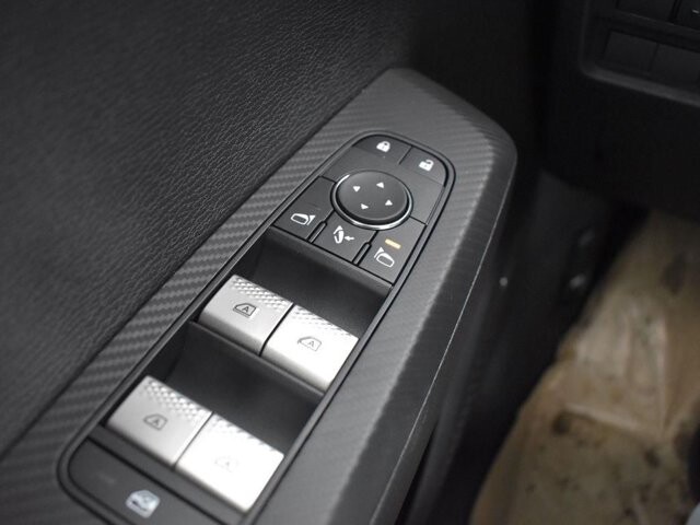 2025 Mitsubishi Outlander in Winchester, VA 22602 - 18104179 23