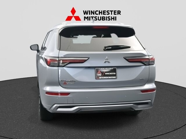 2025 Mitsubishi Outlander in Winchester, VA 22602 - 18104179 6