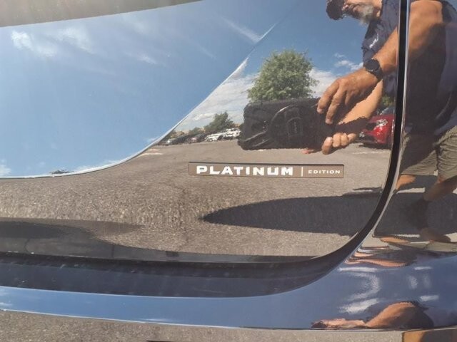 2025 Mitsubishi Outlander in Winchester, VA 22602 - 18104182 9