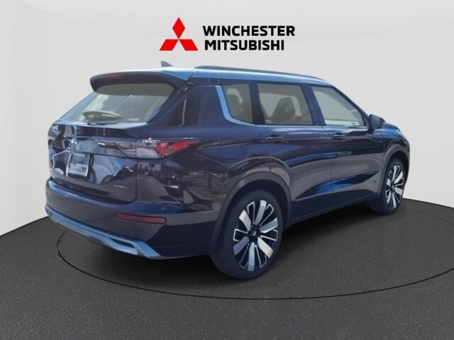 2025 Mitsubishi Outlander in Winchester, VA 22602 - 18104182 4