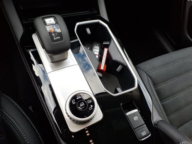 2025 Mitsubishi Outlander in Winchester, VA 22602 - 18104184 23