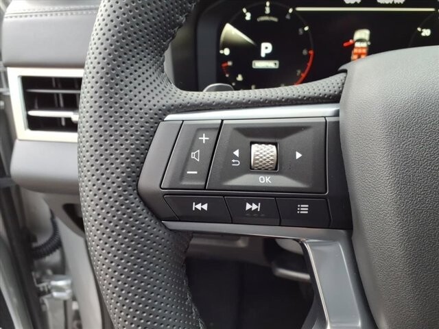 2025 Mitsubishi Outlander in Winchester, VA 22602 - 18104184 18