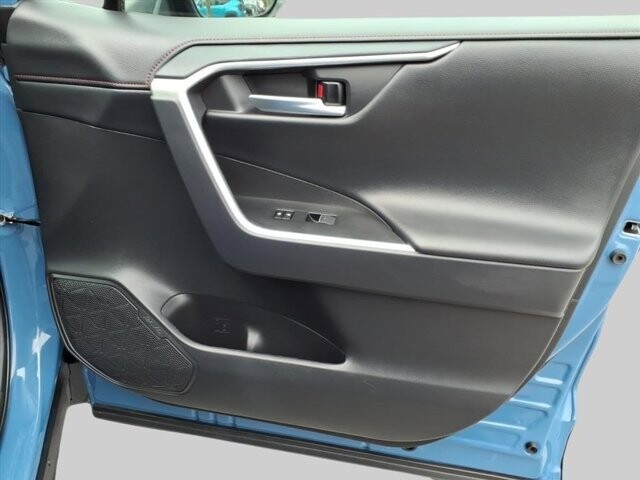 2024 Toyota RAV4 in Winchester, VA 22602 - 18104185 21