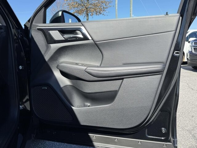 2026 Mitsubishi Outlander in Winchester, VA 22602 - 18104192 8