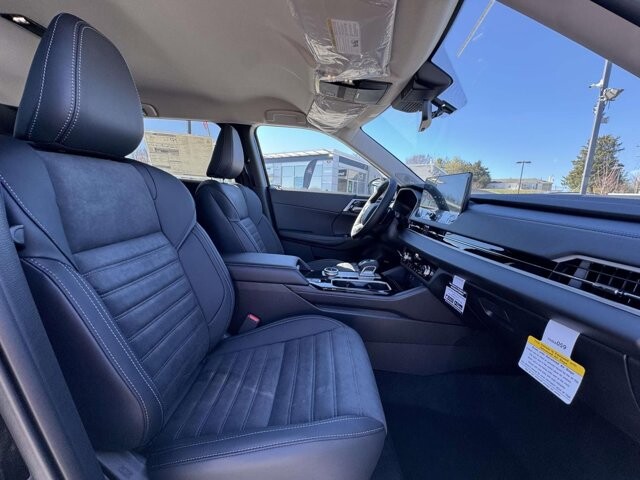 2026 Mitsubishi Outlander in Winchester, VA 22602 - 18104192 9