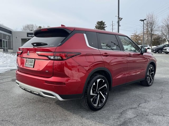 2024 Mitsubishi Outlander in Winchester, VA 22602 - 18104207 2