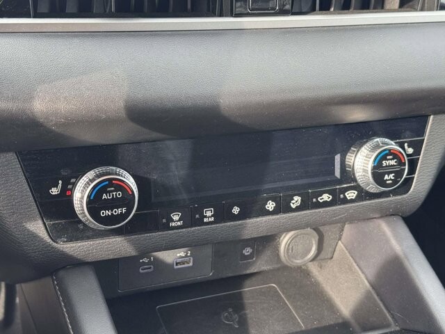 2024 Mitsubishi Outlander in Winchester, VA 22602 - 18104207 20