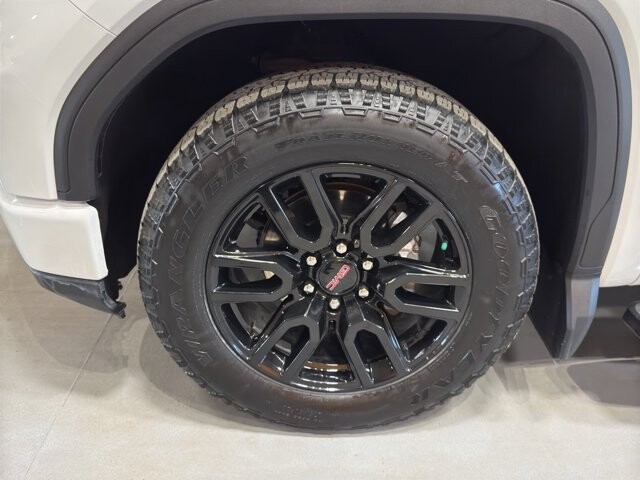 2024 GMC Sierra 1500 in Burlington, WI 53105 - 18104213 9