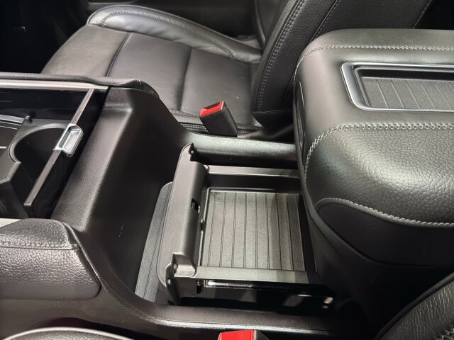 2024 GMC Yukon XL in Burlington, WI 53105 - 18104215 39