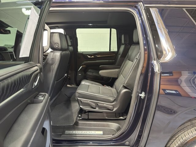 2024 GMC Yukon XL in Burlington, WI 53105 - 18104215 14