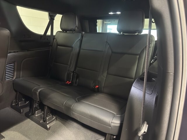 2024 GMC Yukon XL in Burlington, WI 53105 - 18104215 15