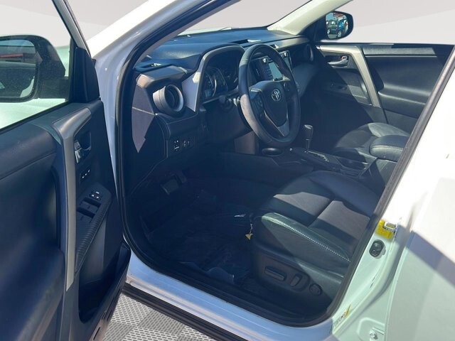 2014 Toyota RAV4 in Mesa, AZ 85212 - 18104216 10