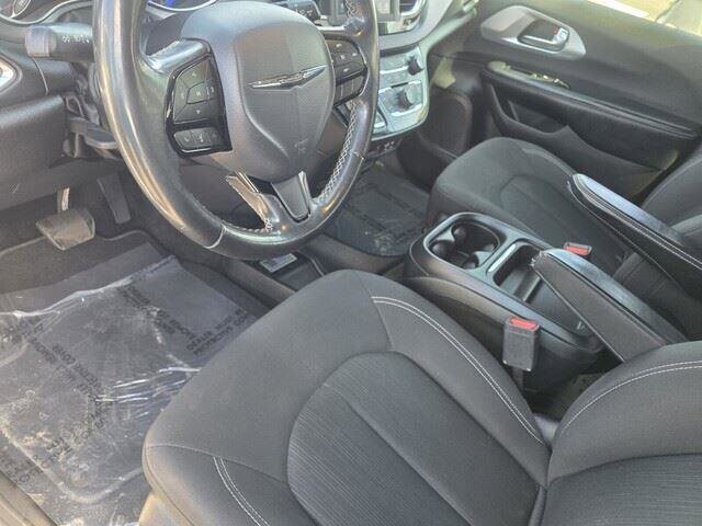 2019 Chrysler Pacifica in Mesa, AZ 85212 - 18104217 14
