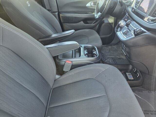 2019 Chrysler Pacifica in Mesa, AZ 85212 - 18104217 31