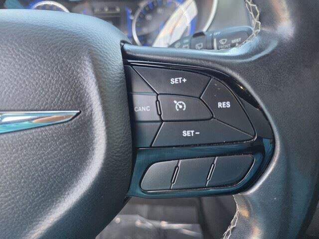 2019 Chrysler Pacifica in Mesa, AZ 85212 - 18104217 25